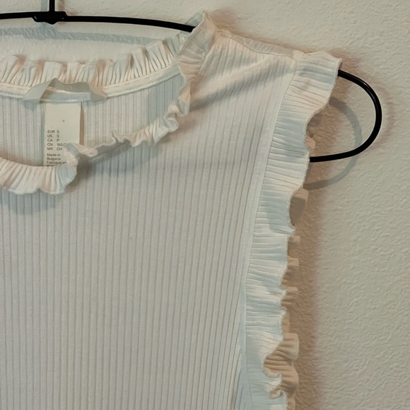 H&M Ruffled White Tank - Picture 2 of 8